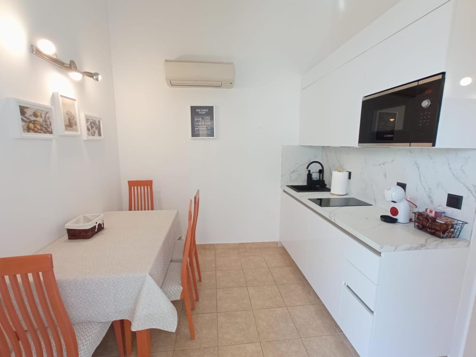 Sunny Beach Apartment Lavica Podstrana Eksteriør bilde